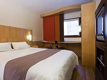 Centre Rive Droite Hotel Rouen